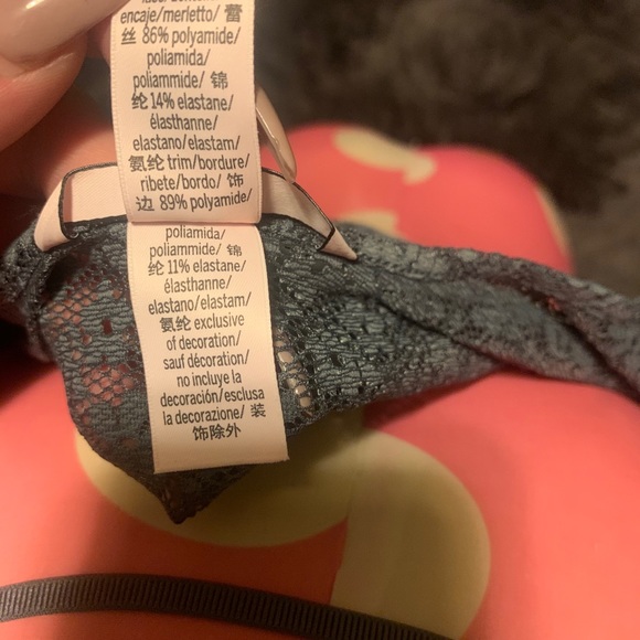 Victoria Secret Lace Crop Top Small - Picture 5 of 5